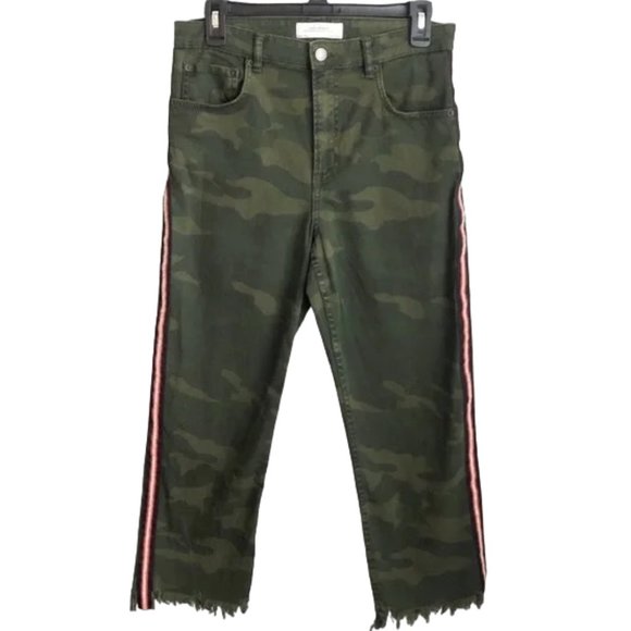 Zara Woman Camo Raw Fray Hem Crystal Embellished Crop Jean, Size 6 - Picture 7 of 9
